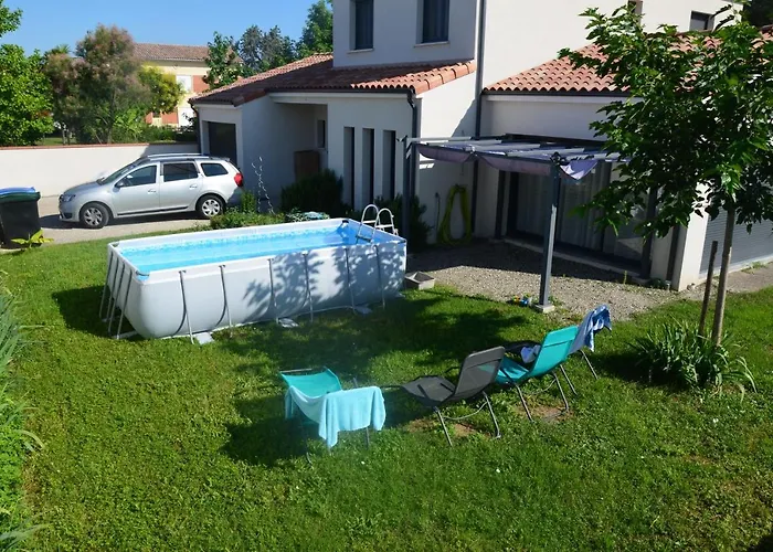 D'hôte Indépendante - Calme - Parking - Climatisation - Sdb Privée Habitación en casa particular Launaguet